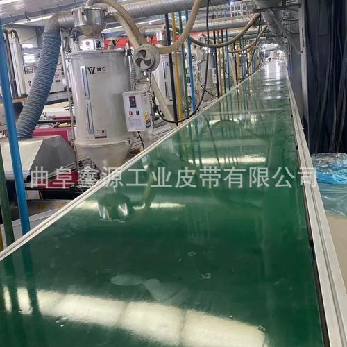 现场安装指导机械设备用pvc耐高温输送带 裙边挡板导条传送带